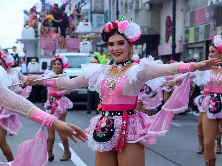 Veracruz despide el 2024 con un Desfile de El Viejo