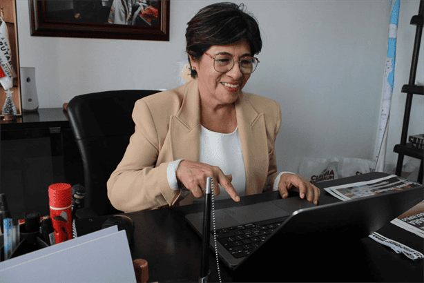 Rosa María Hernández Espejo se registra como aspirante a candidata para la alcaldía de Veracruz por Morena