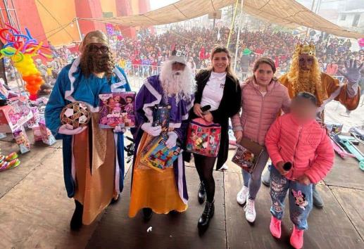 Entregan más de 8 mil juguetes a niñas y niños de Veracruz por Día de Reyes