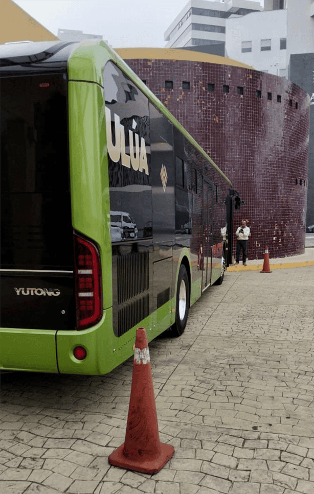 Así funcionan los nuevos camiones híbridos para el transporte urbano en Veracruz