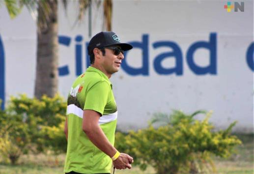 Sorprende llegadas de Chimal y Crisanto al IVD