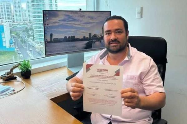 Rodolfo Márquez se inscribe a proceso interno de Morena para candidatura a la alcaldía de Boca del Río