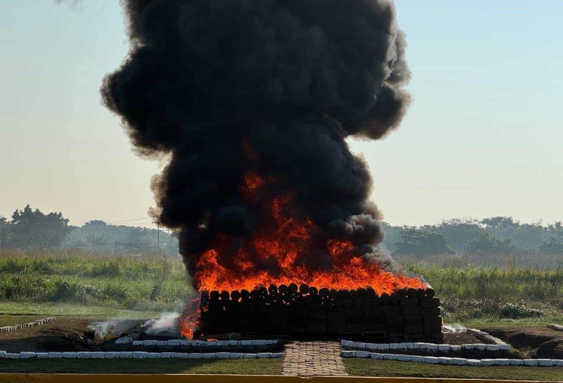 Más de 4 toneladas de narcóticos fueron incinerados durante diciembre de 2024 en Veracruz: FGR