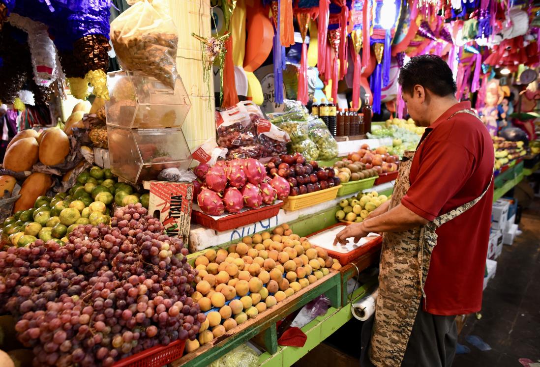 Cuesta de enero provoca bajas ventas en mercados de Veracruz