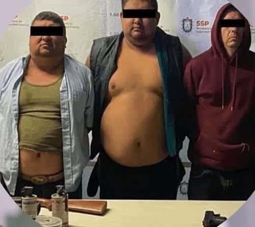 Atrapan a 3 con arsenal en Altas Montañas de Veracruz