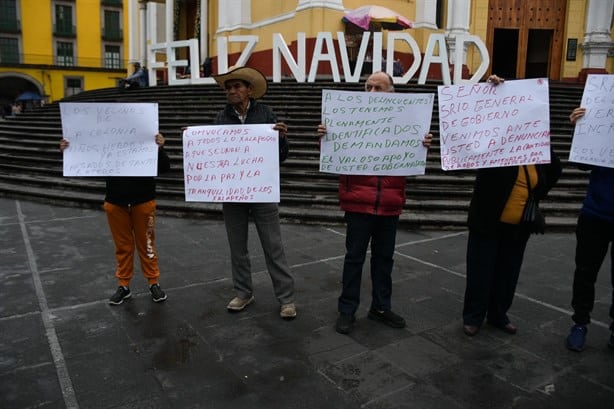 Vecinos de colonia Niños Héroes, en Xalapa, protestan contra inseguridad (+VIDEO)