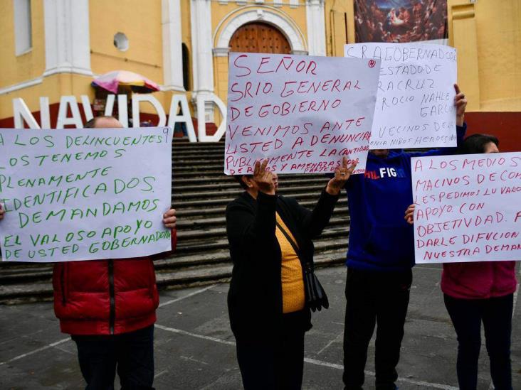 Vecinos de colonia Niños Héroes, en Xalapa, protestan contra inseguridad (+VIDEO)