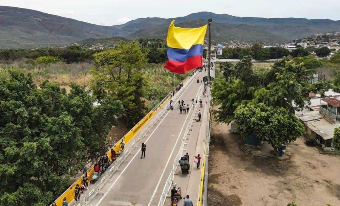 Venezuela cierra sus fronteras con Colombia por 4 días