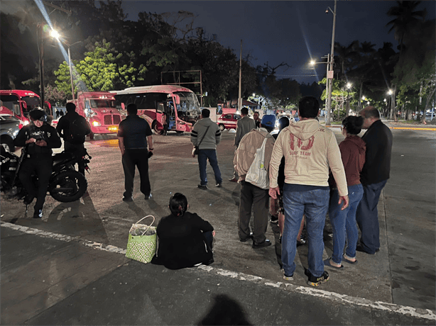 Accidente entre camiones de pasajeros en avenida Diaz Mirón de Veracruz deja cinco lesionados | VIDEO