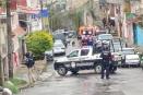 Hombre muere tras resbalar en la vía pública de colonia en Xalapa