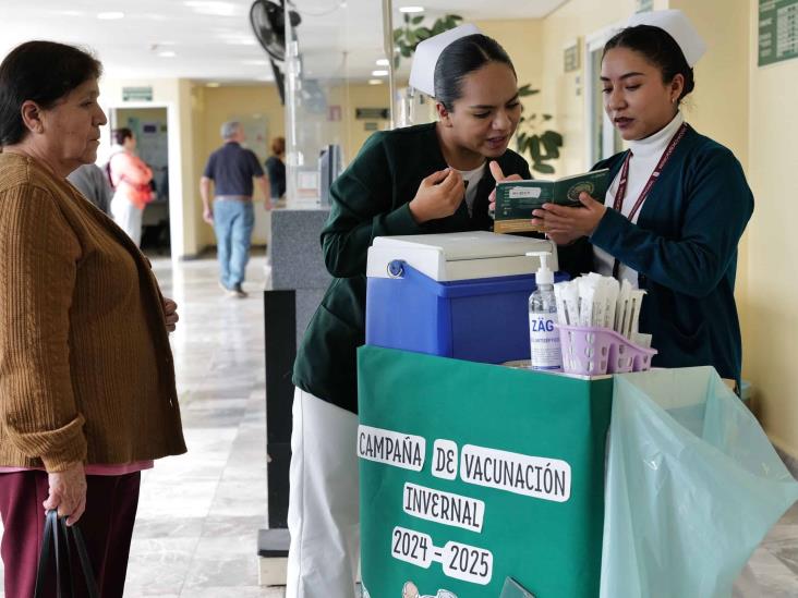 Avanza IMSS en meta sectorial para aplicación de vacunas contra influenza y COVID-19