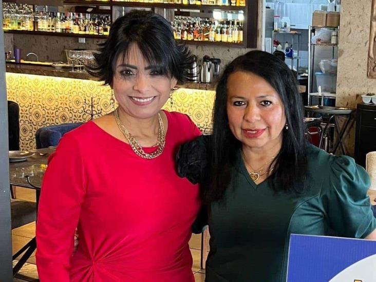 Socias de la UFIA Xalapa realizan brindis de fin de año