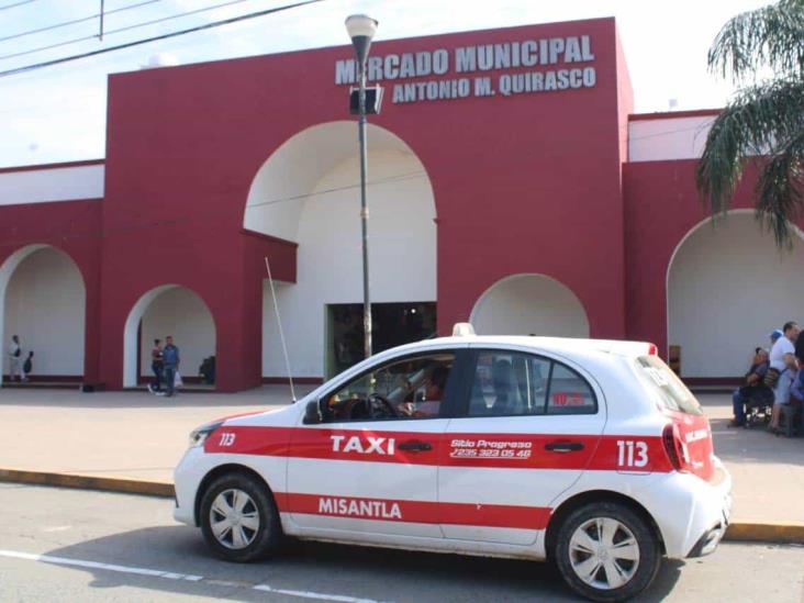 Taxistas de Misantla implementarán el Sistema Satelitaxi en 45 unidades