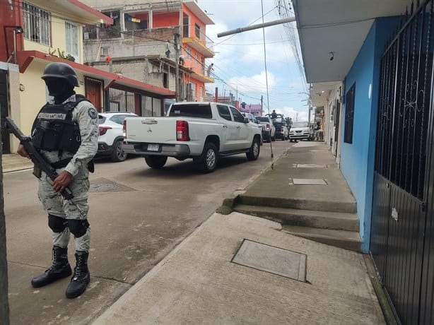 Con operativos simultáneos en Xalapa desmantelan puntos de narcomenudeo; hay 11 detenidos