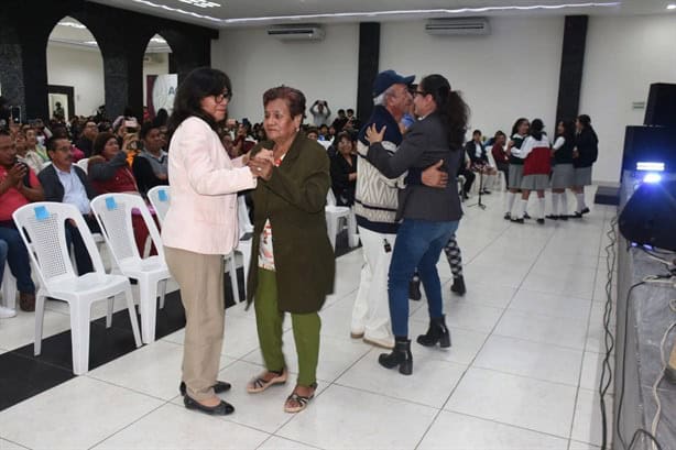 Un éxito, concierto de la banda musical de la VI Región Militar en Tihuatlán