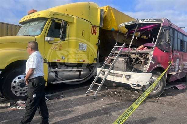 Violento choque en autopista Cardel-Veracruz deja un muerto y decenas de heridos