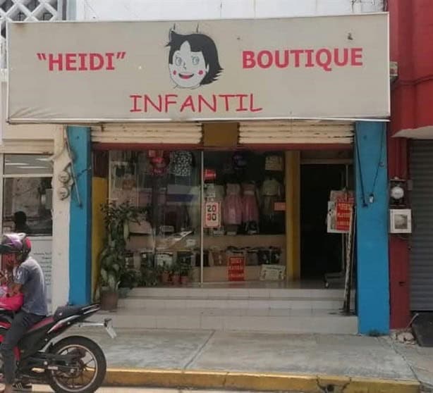 Cierra la tienda de ropa infantil más antigua de Coatzacoalcos ¡otro negocio se despide este 2025!