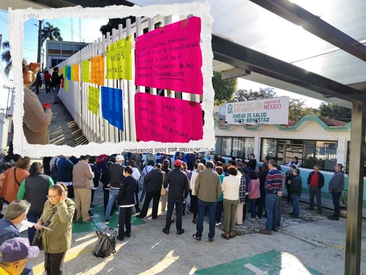 Continúa protesta en la Jurisdicción Sanitaria VII, por pagos pendientes