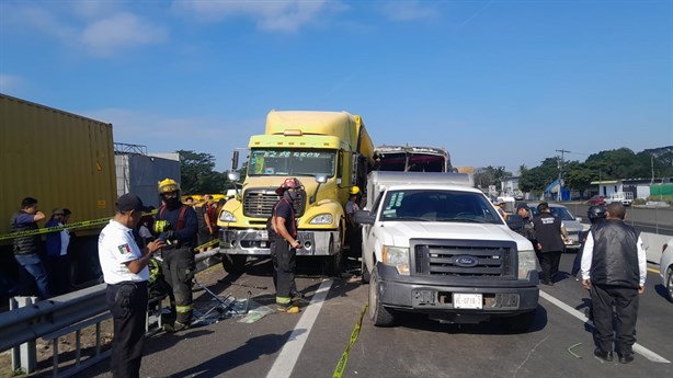 Aseguradora no ayuda a Brandon de 13 años; niño accidentado en camión urbano en la autopista Veracruz – Cardel