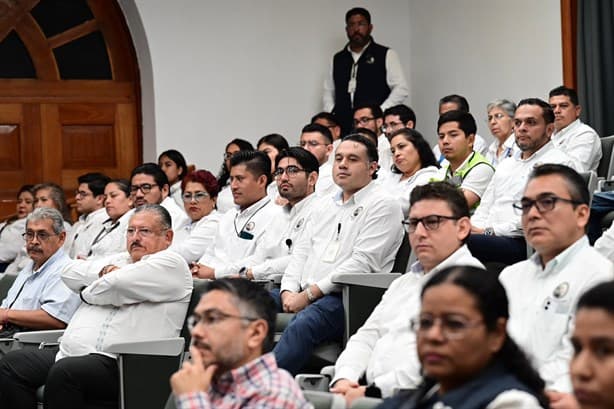 Presentan a Abraham Caballero como director  de Asipona Veracruz | VIDEO