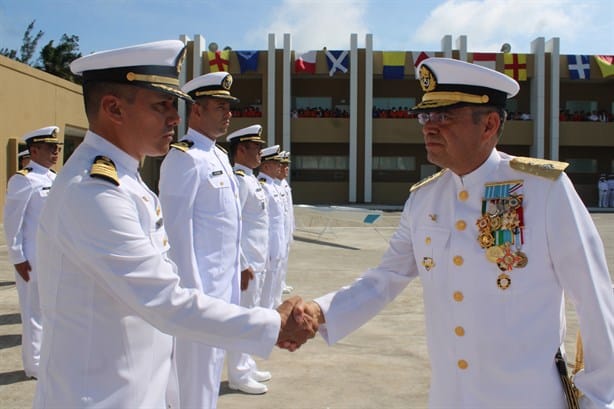 Nombran a Félix Martínez Tiburcio nuevo director de Heroica Escuela Naval Militar