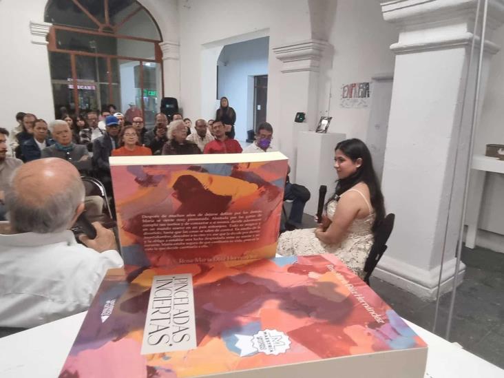 Rosa María Díaz presenta su libro Pinceladas Inciertas