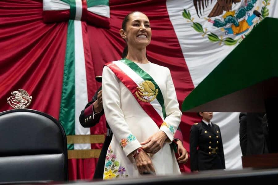 Celebra la presidenta Claudia Sheinbaum su informe de 100 días de gobierno