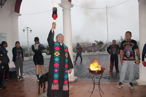 Tradición y fe: Alebrijes Team traslada fuego nuevo a Misantla en vísperas de su aniversario