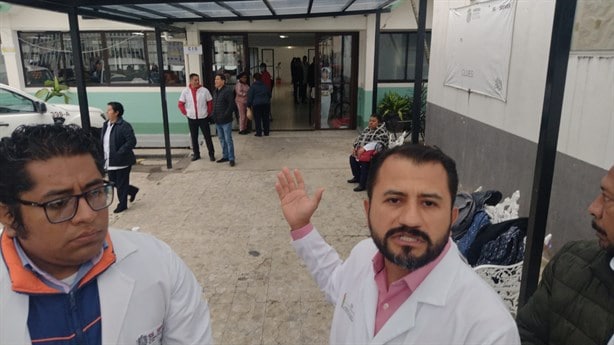 Trabajadores de Salud de Orizaba piden intervención estatal por pagos pendientes