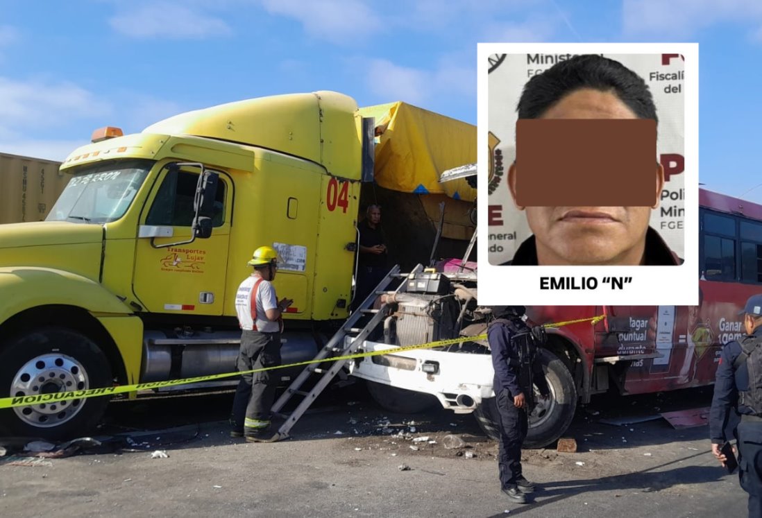 Detienen a presunto responsable de choque entre camión y tráiler en la autopista Veracruz - Cardel