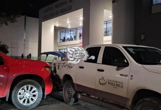 Se registra ataque armado afuera del hospital regional de Poza Rica; trasciende secuestro de funcionario (+VIDEO)