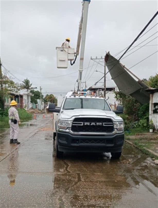 96% de usuarios sin luz tras el norte en Veracruz ya cuentan con energía: CFE