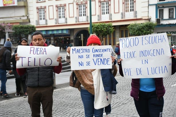 Con bloqueo en Xalapa, rechazan a directora de Educación Indígena