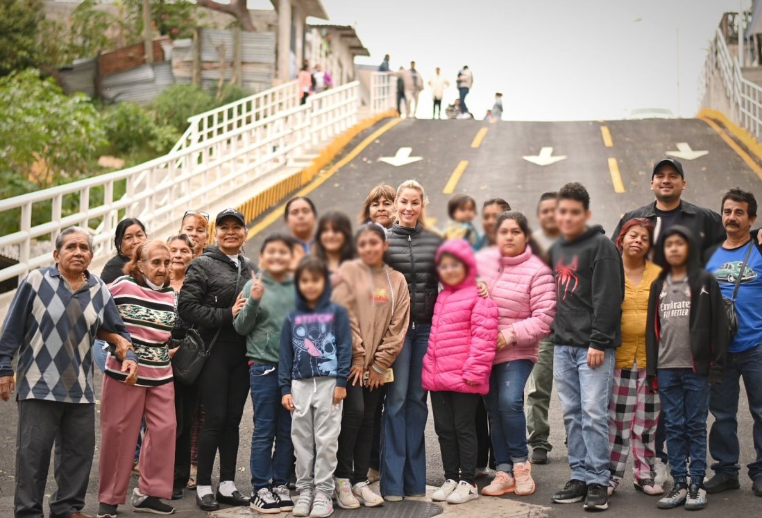 Inaugura Paty Lobeira la rehabilitación de la calle Carlos Cruz en la colonia Pocitos y Rivera