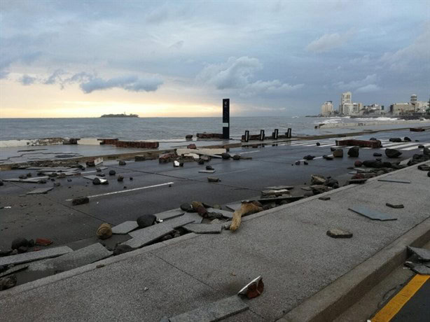 Norte en Veracruz: ¿Cómo se evitó que salieran las piedras del mar al boulevard?