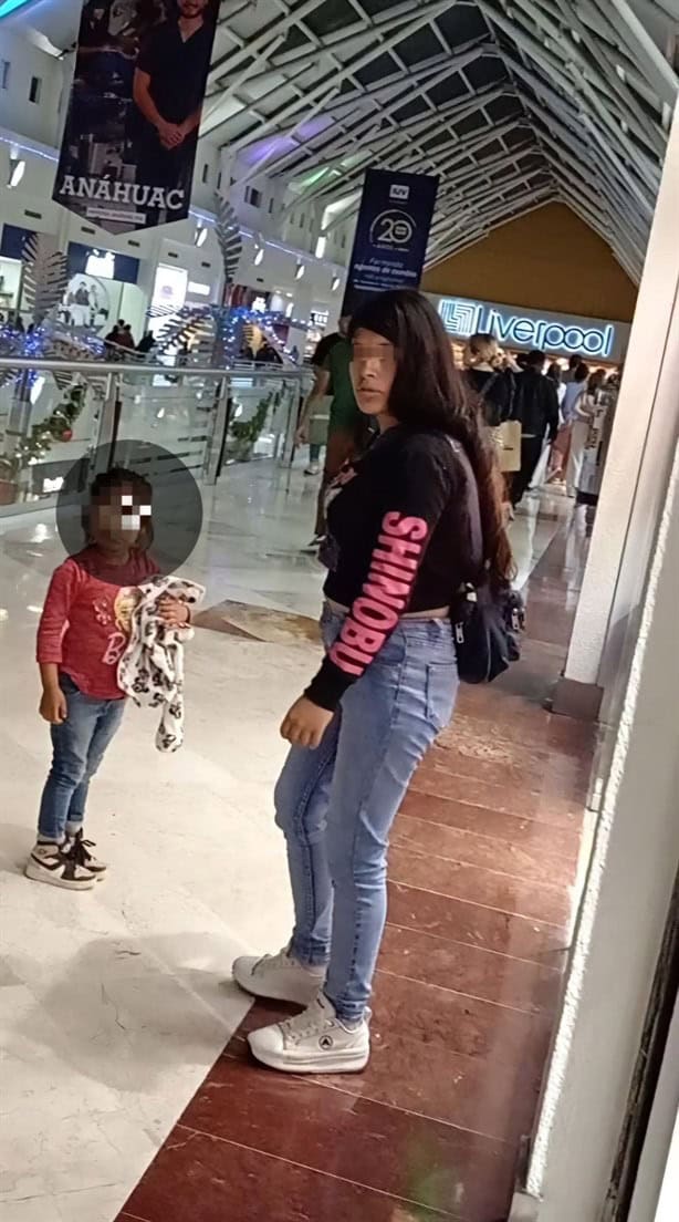 Familia usa niños como escudos para robar en Plaza Américas, en Xalapa, denuncian