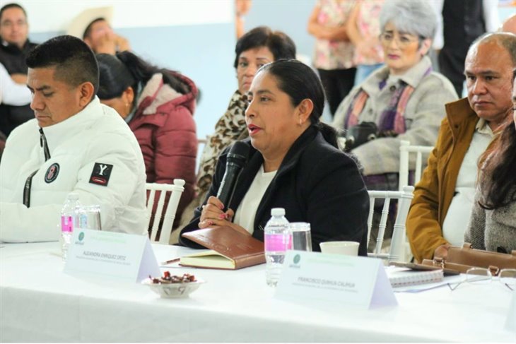 Alcaldes plantean los principales retos locales en foro regional en Zongolica