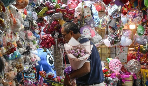 ¿Cuánto suelen gastar los hombres en regalos y detalles el 14 de febrero?