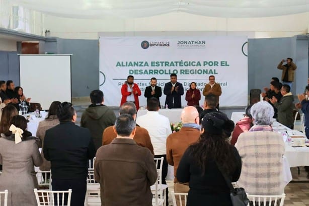 En foro regional en Zongolica, alcaldes plantean retos en salud y vialidad