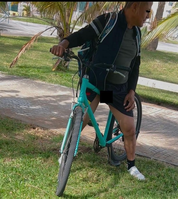 Sujeto acosa y persigue a joven en parque de Costa de oro en Boca del Río | VIDEO