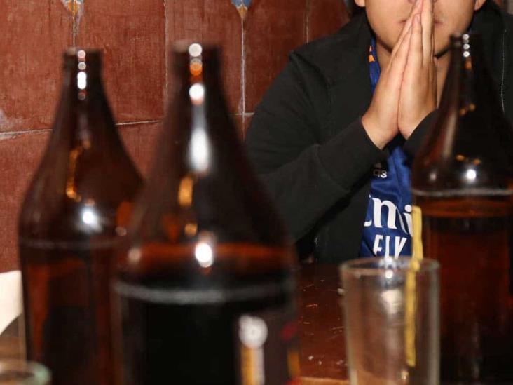 Alcoholismo ya alcanza a niños de 10 años: AA Xalapa