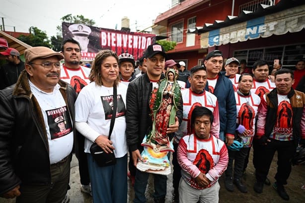 Arturo Zacarías, marino secuestrado en Yemen es recibido como héroe en Misantla | VIDEO