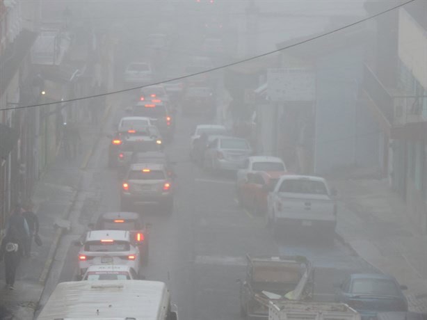 Por bajas temperaturas, refugian a 50 personas en albergues de Xalapa