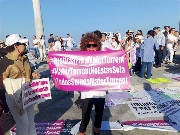 Colectivos feministas exigen liberación de Mafer Turrent, víctima de Violencia Vicaria en Veracruz | VIDEO