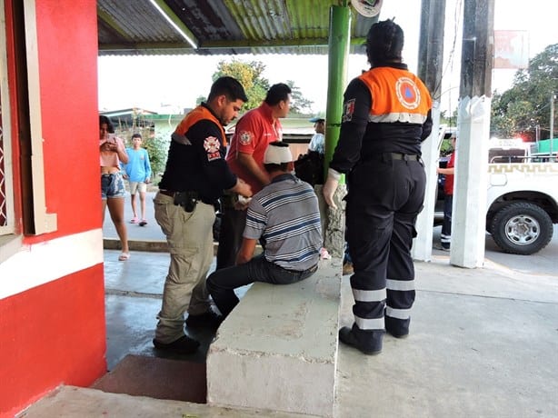 Choque entre dos motocicletas deja dos lesionados en Tierra Blanca