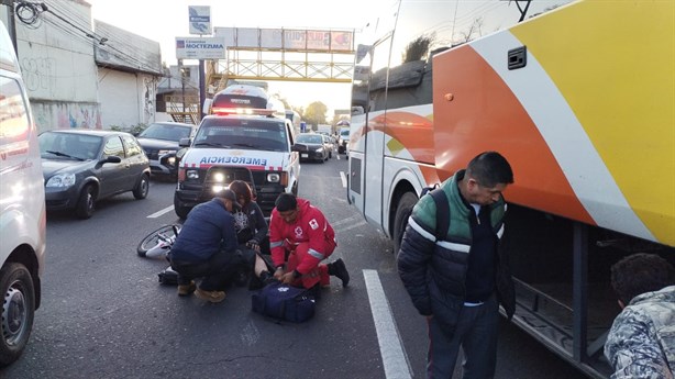 Motociclista herido tras choque con autobús en el bulevar Banderilla