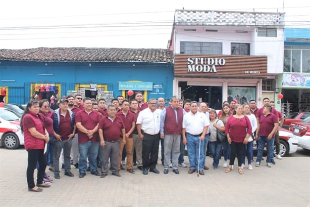 Presentan en Misantla taxis con rastreo satelital