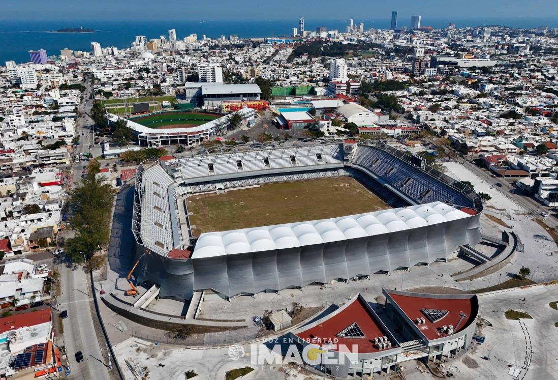 Estadio Luis Pirata en Veracruz: Así avanza la colocación del nuevo techo | VIDEO