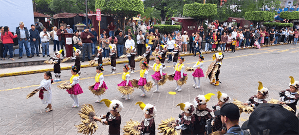 Con desfile, celebran aniversario de Misantla; 461 años de su fundación