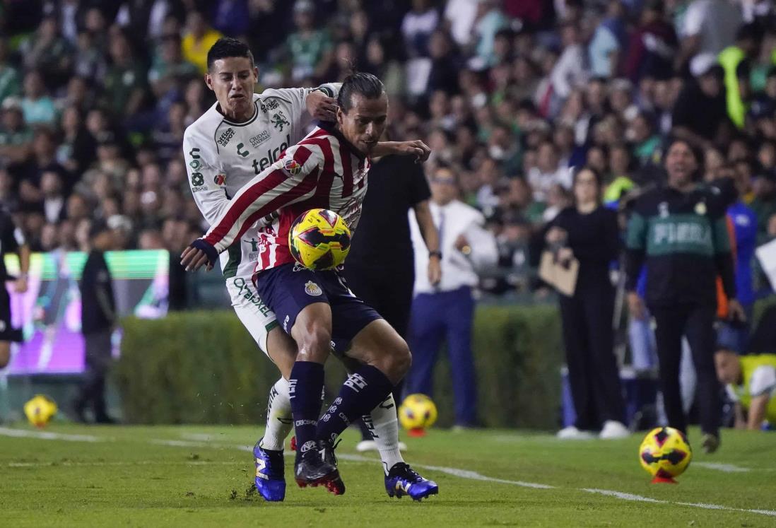 Se impone León en casa a Chivas Rayadas